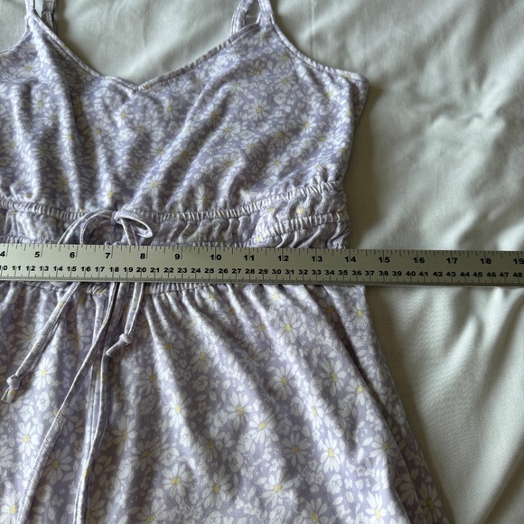 Hollister Floral Spaghetti Strap Babydoll Romper Lilac Purple Size M Outdoor Y2K - Picture 12 of 16